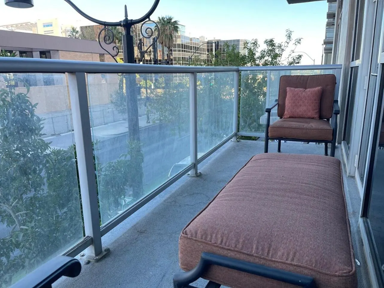 בית נופש הוילה לאס וגאס Balcony Luxury High Rise Downtown Fremont Casinos